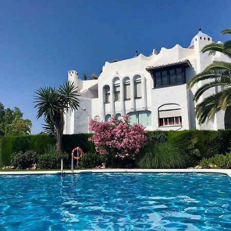 Bright Apartment 300M From The Beach Sitio de Calahonda Dış mekan fotoğraf