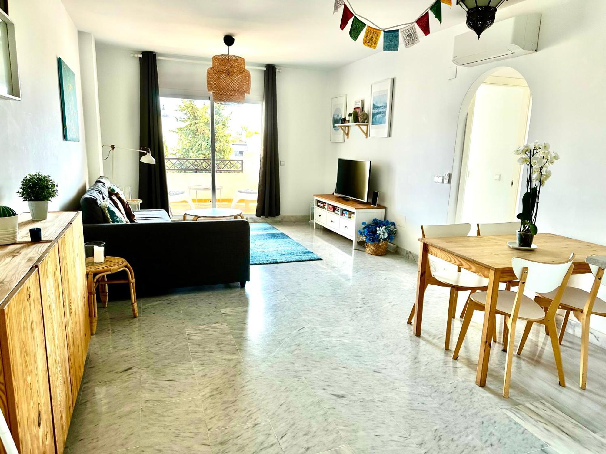 Bright Apartment 300M From The Beach Sitio de Calahonda Dış mekan fotoğraf