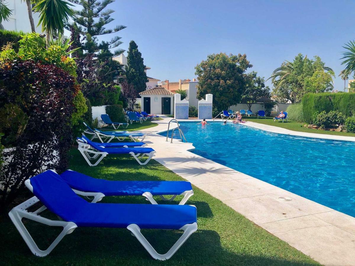 Bright Apartment 300M From The Beach Sitio de Calahonda Dış mekan fotoğraf